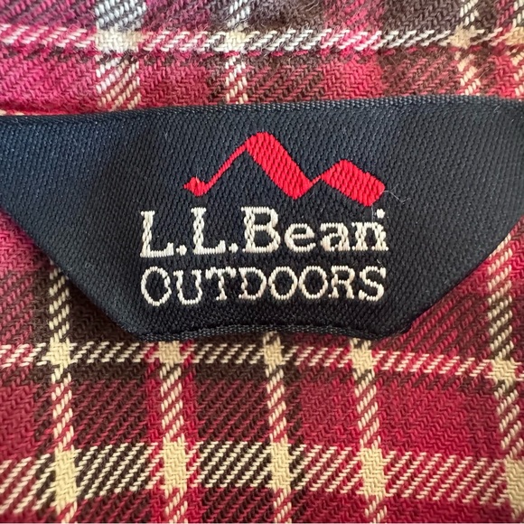 L.L.Bean Red Plaid Flannel Button Down Long Sleeve Shirt Size Medium - Picture 7 of 10